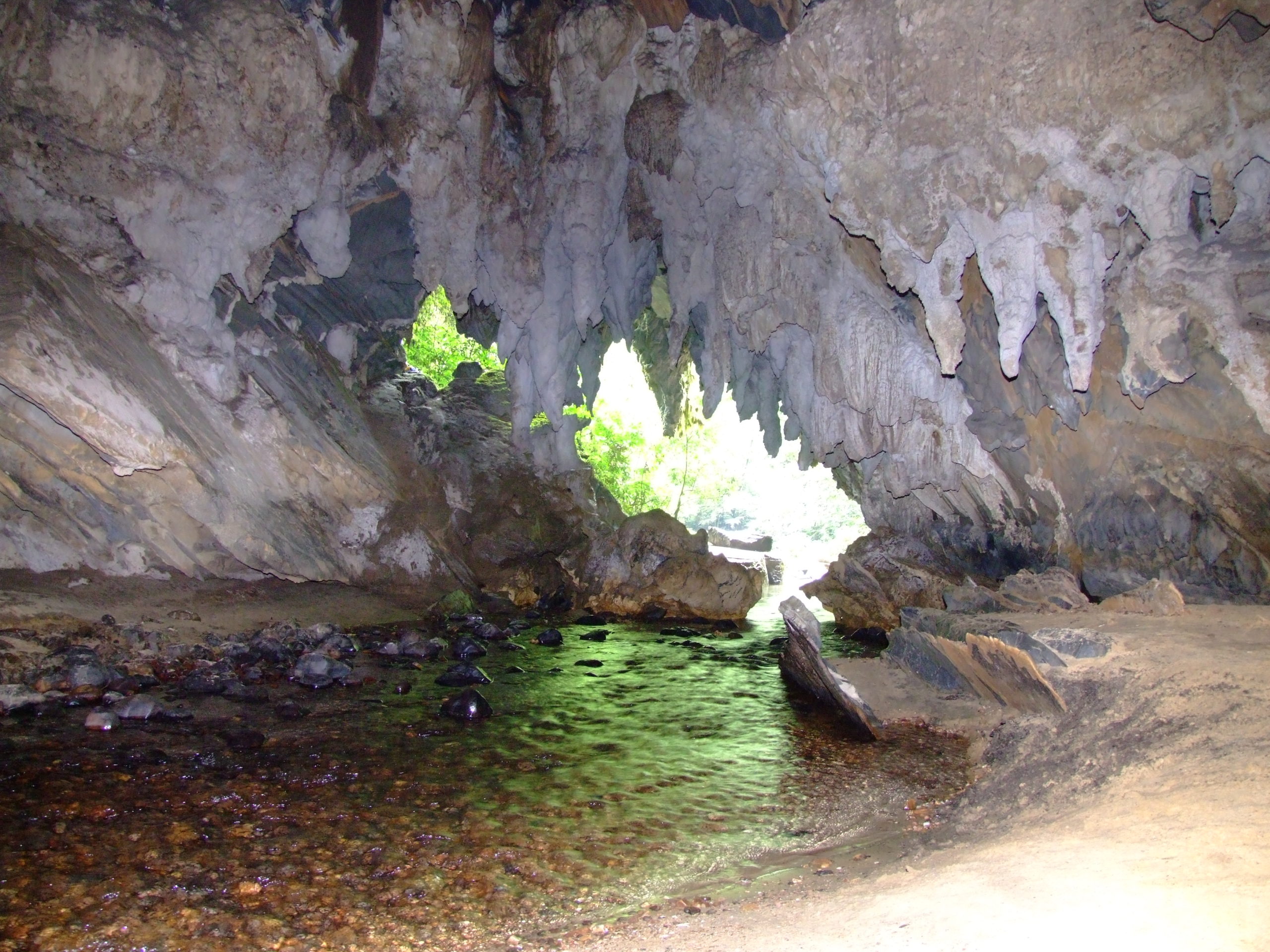 Caverna Água Suja Petar